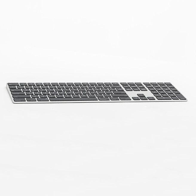 apple magic keyboard with numeric keypad black