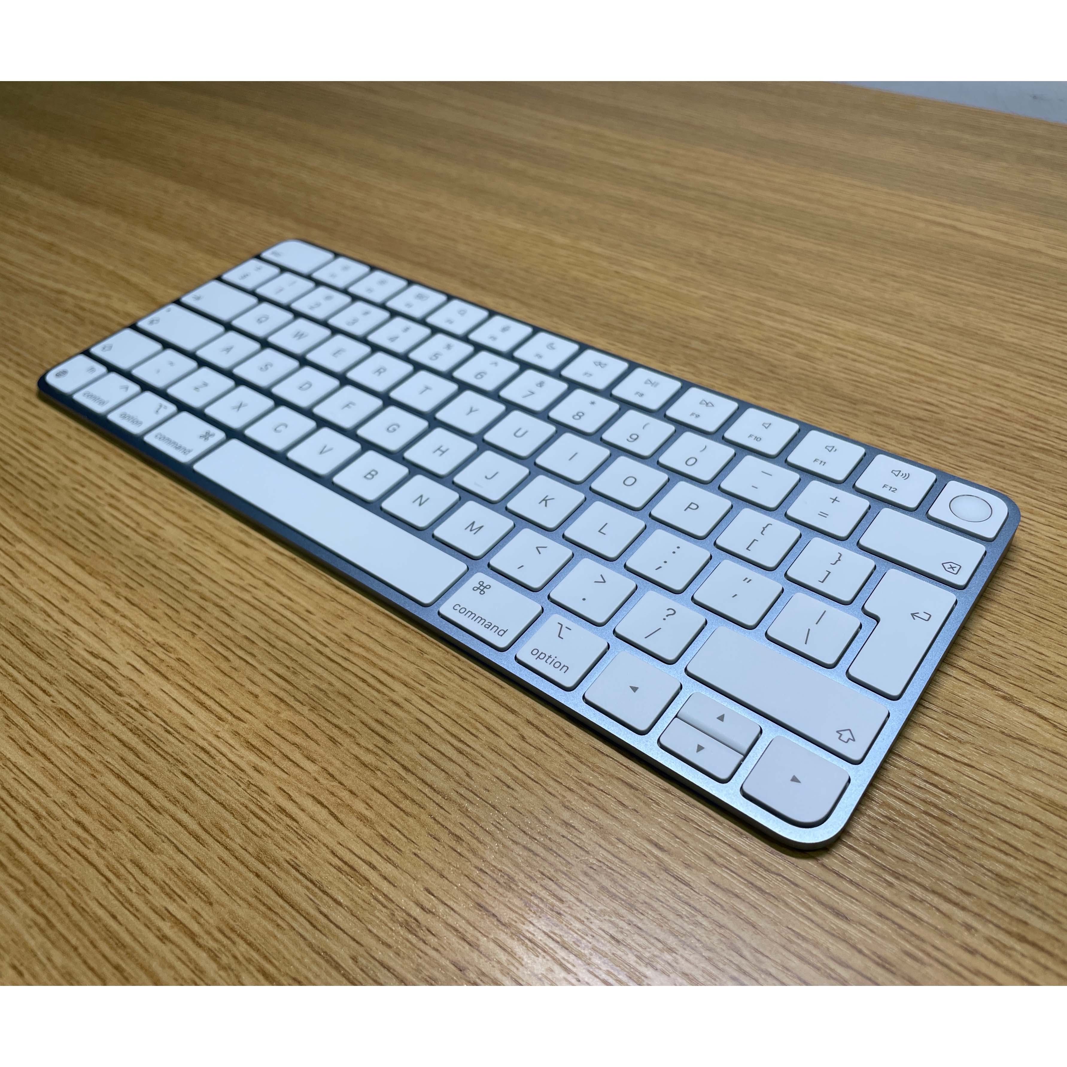 Apple Apple Magic Keyboard with Touch ID / Blue / International 